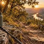 Randonnée pédestre perigord noir : sentier, falaises et Dordogne
